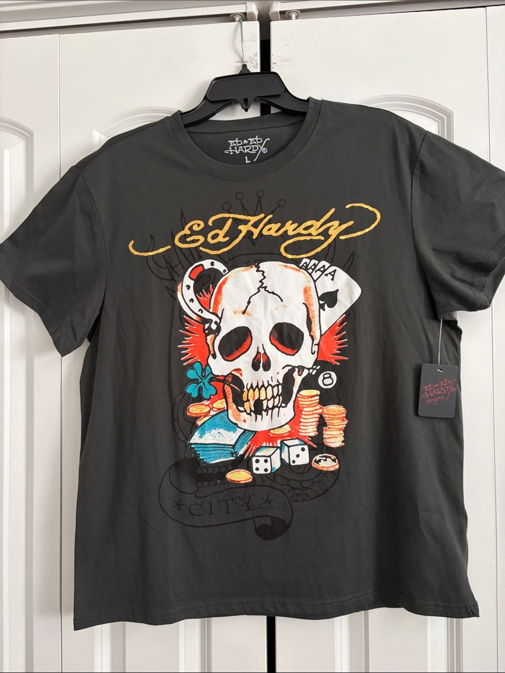 Ed Hardy Dark Gray Short-Sleeve Tee with Colorful Skull Graphic